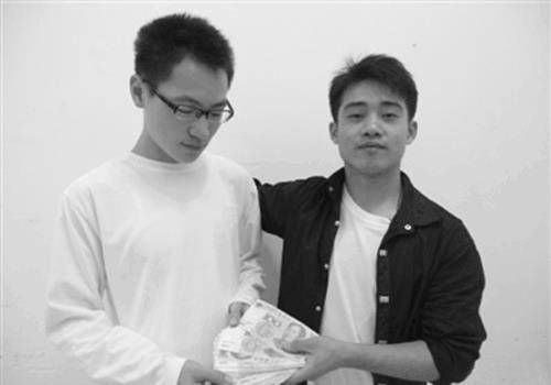 体操运动员张尚武_张尚武体操生涯_网曝卖艺体操冠军张尚武变窃贼扒包 已锒铛入狱