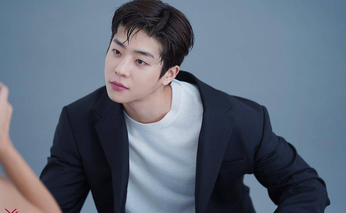 以后,"小奶狗"角色都按照这个颜值标准来选吧_蔡钟_颜究_容貌