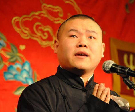 尚筱菊甚至放弃了表演和赚钱的机会,随同岳云鹏在全国各地宣传他的