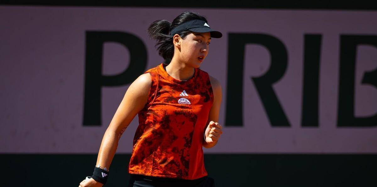 王欣瑜2-0横扫彼德森大幅晋级法网女单第三轮_王曦雨_破发_比分