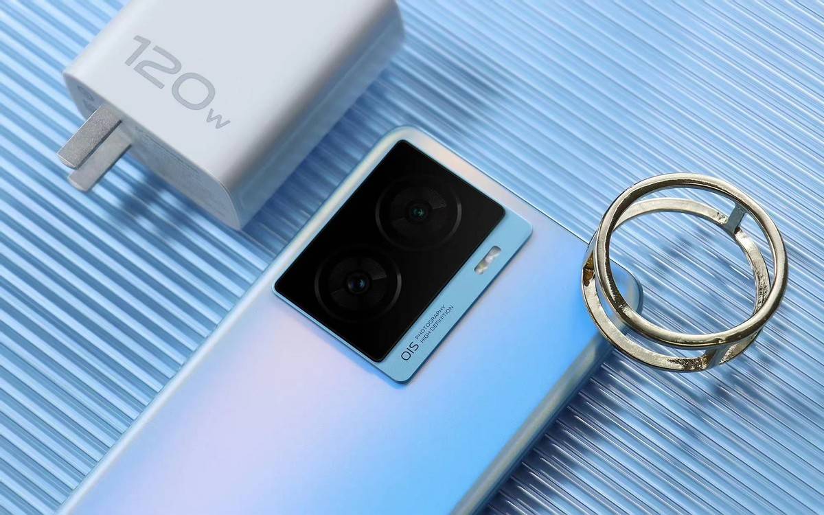 原创
            120W闪充+骁龙782G+5000mAh+OIS防抖，跌至1369，618真香机4