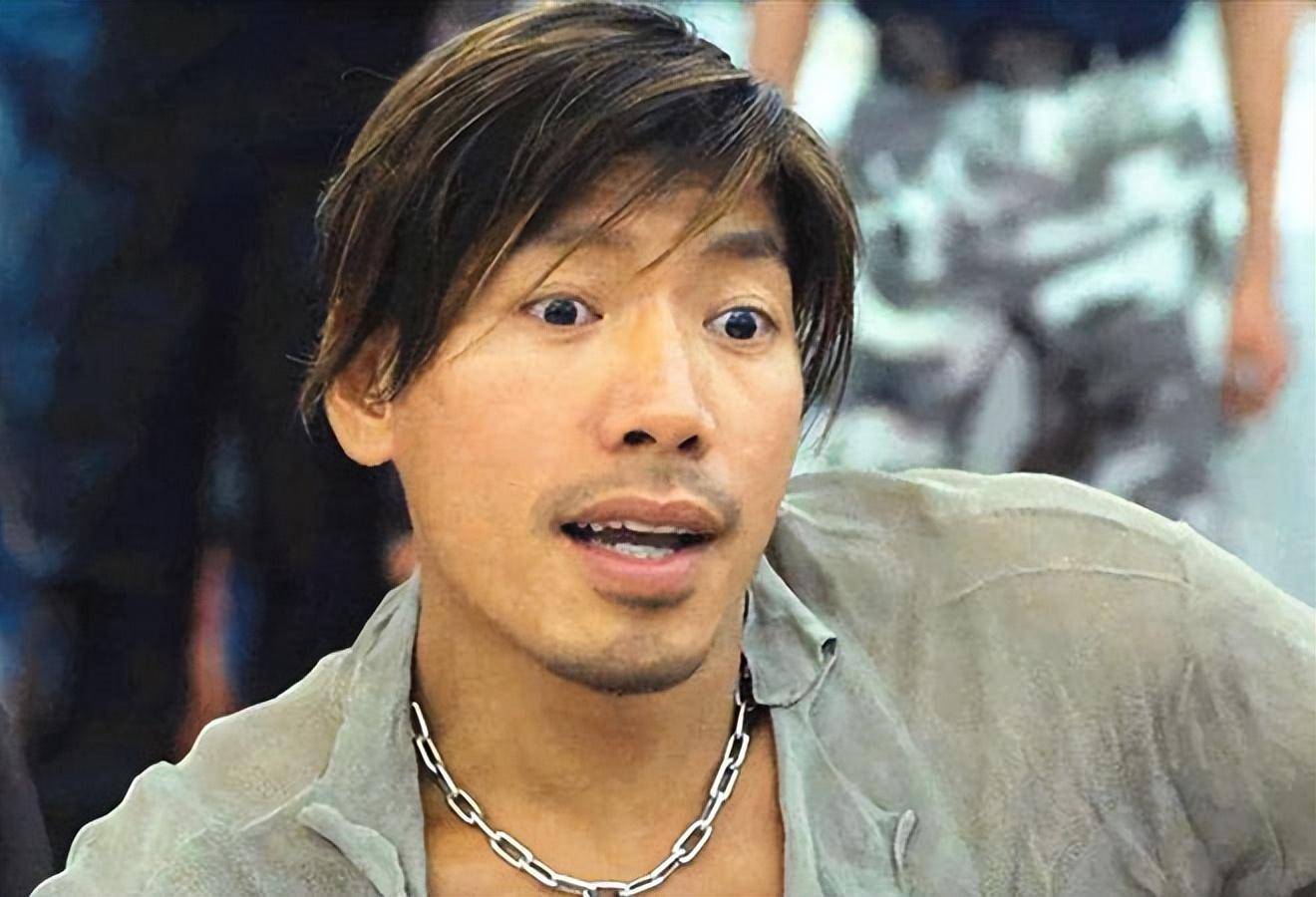 张耀扬与富婆私下聚会照曝光!