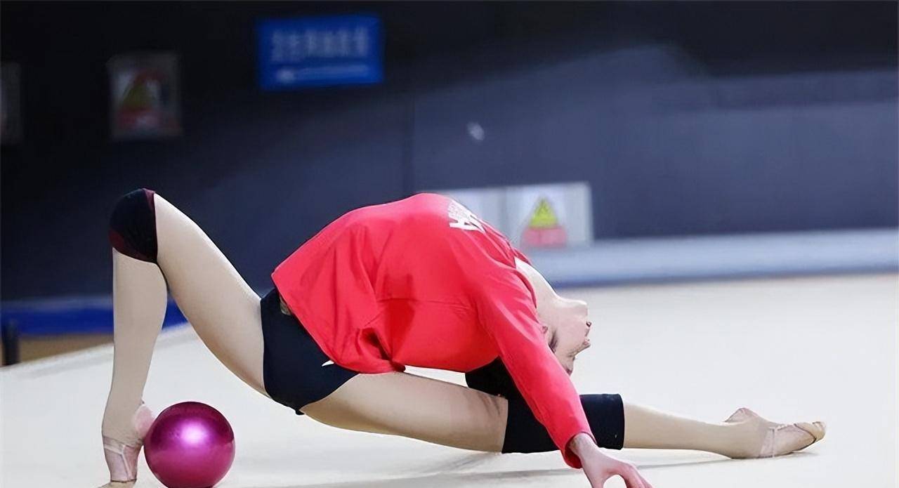 号称体坛女一号,颜值身材惊艳女明星,娱乐圈拒绝当教练_舒思瑶_照片