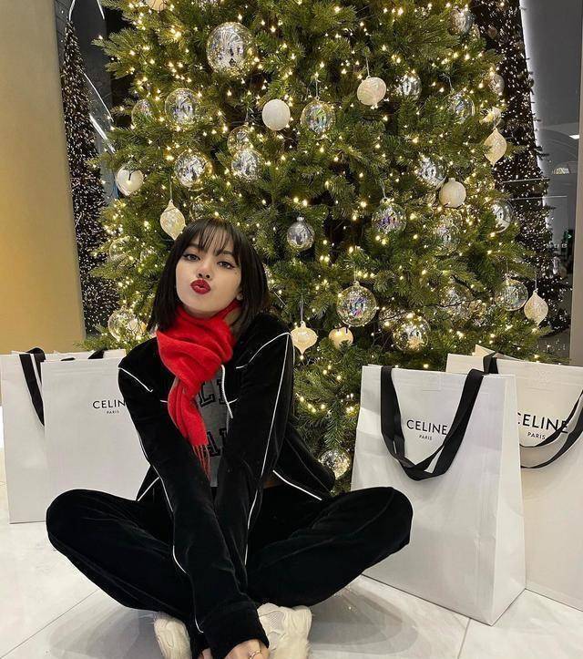 blackpinklisa_纯色_青春