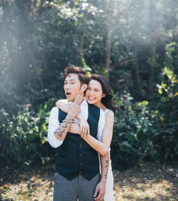 英皇力捧女星汤怡宣布双喜临门,与未来老公奉子成婚_祝福_婚纱照_重头