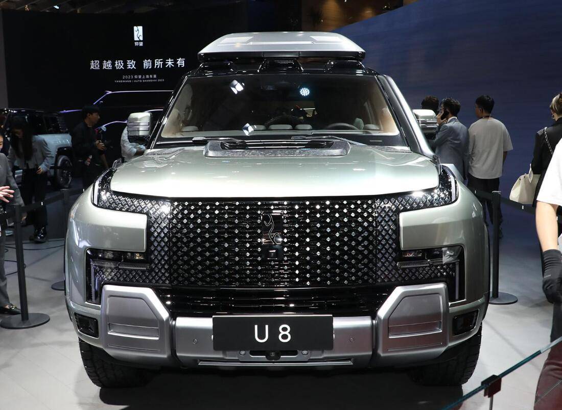 整体偏高冷矿石色,仰望u8发布七种外观配色_搜狐汽车_搜狐网