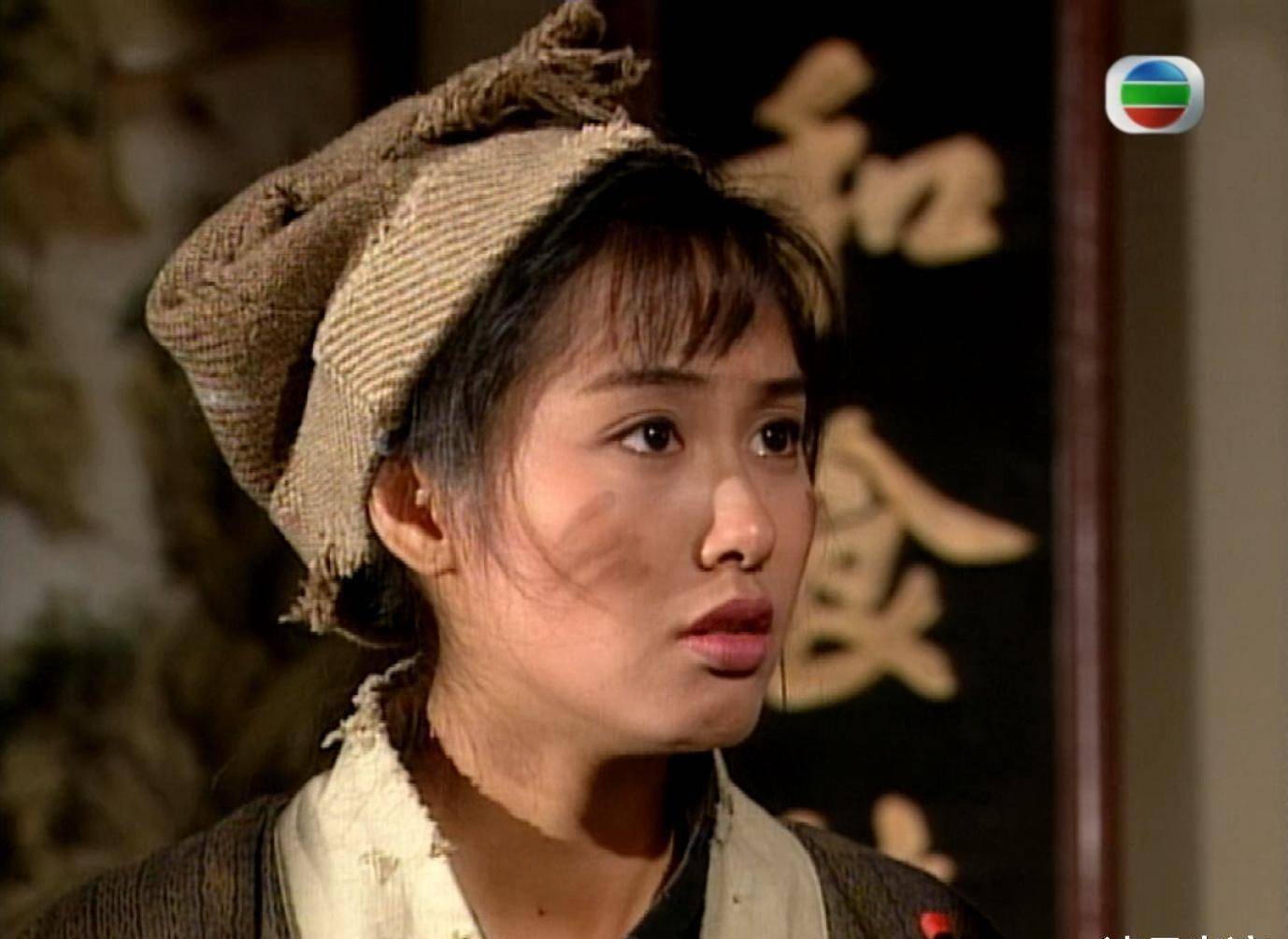 七版黄蓉女装出场,谁娇憨,谁灵动自然,谁才是惊艳了时光?