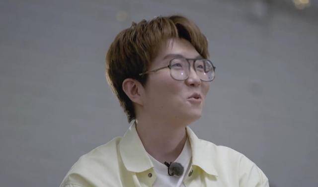 毛不易和陈飞宇的尬聊太社死,根本不在同一个频道_明星_节目组_全程