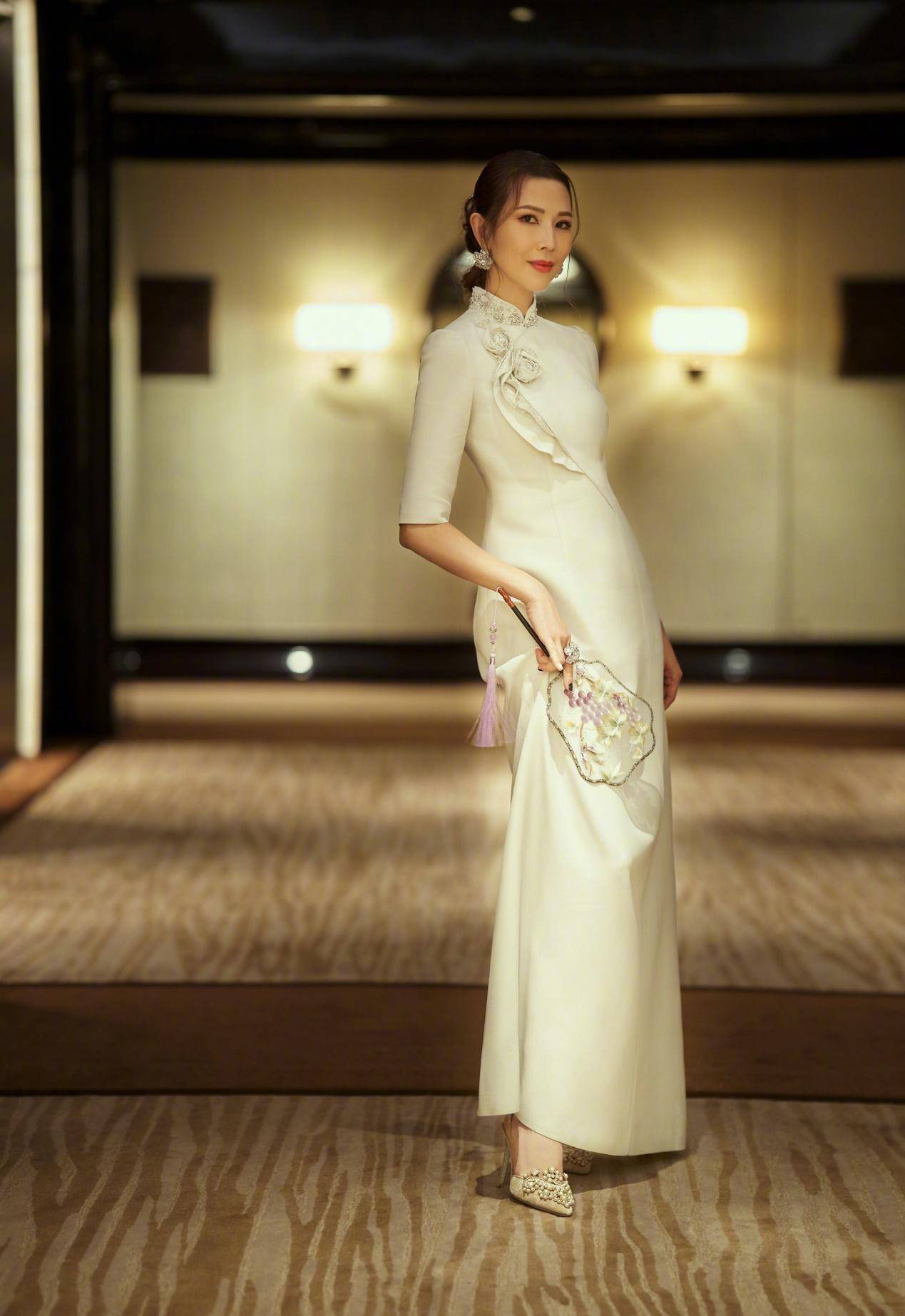 蔡少芬穿旗袍好美!