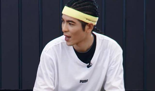 赖冠霖长得太帅,小七sunnee秒变迷妹,赖美云一招抢人成功_球员_时候