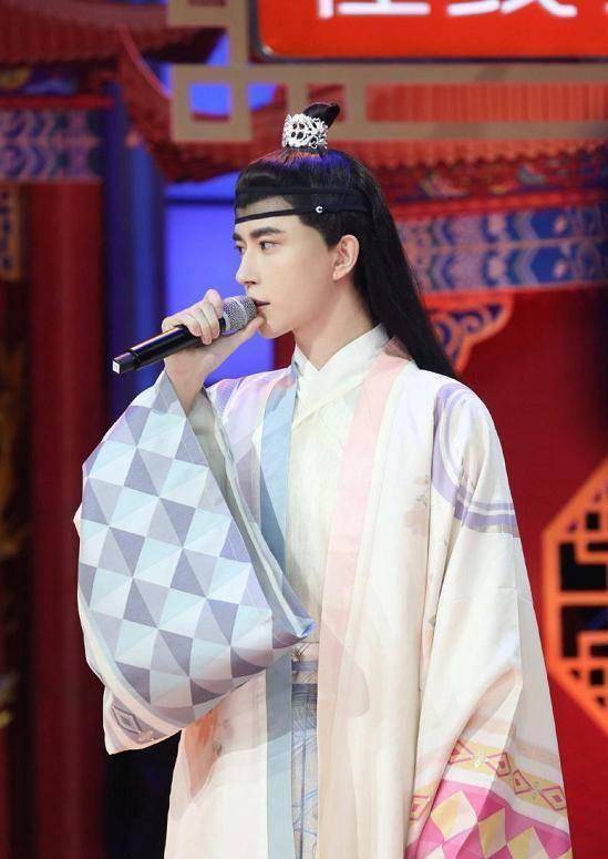 王一博_钱枫_姐姐