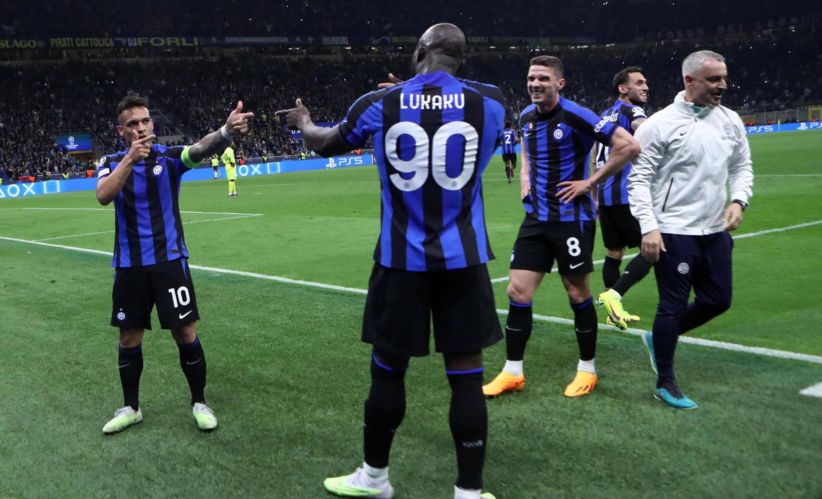 再见国际米兰!卢卡库最新主场曝光或前往银河战舰_皇马_凯恩_欧元