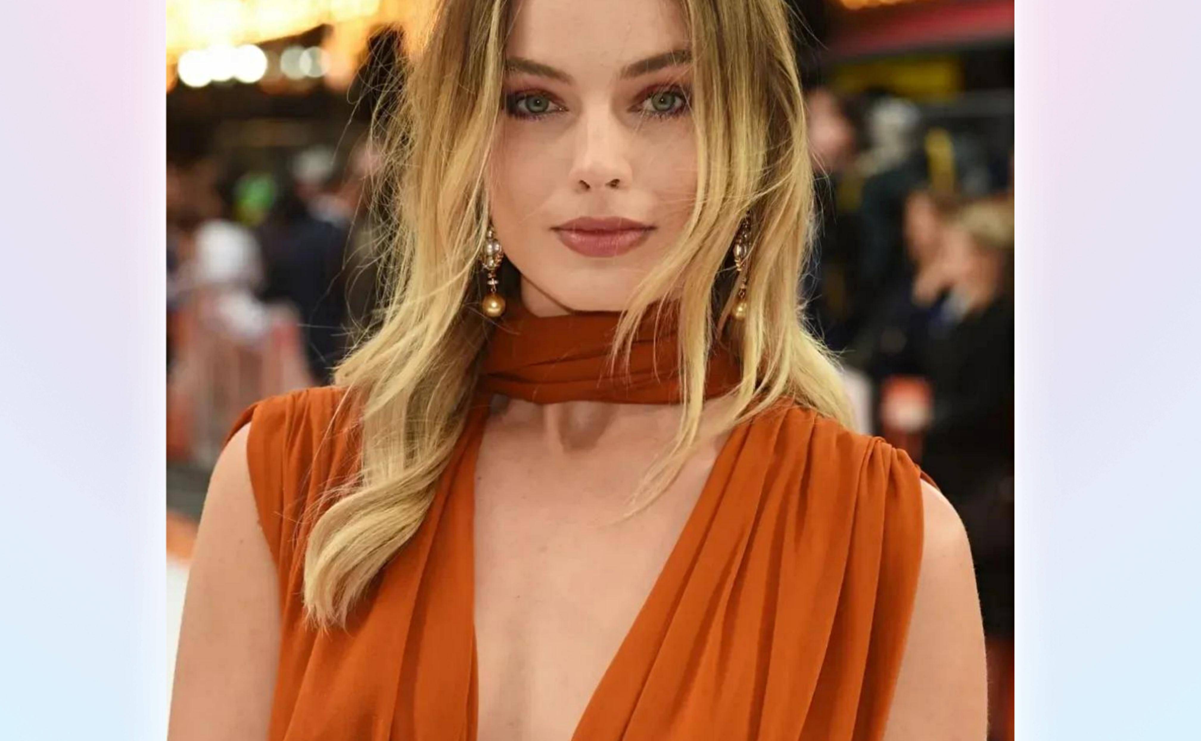 小丑女一片红纱走红毯,是衣不裹体还是艺术?