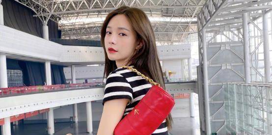 李斯丹妮录节目压力大,沈梦辰晒聊天记录,姐妹感情被群嘲_妹妹_情绪