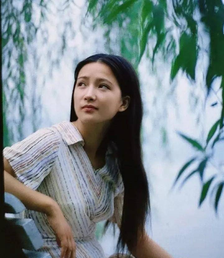 人仿佛为角色而生,有人颜值败给了李萍,差别明显_陈思思_刘慧玲_杨康