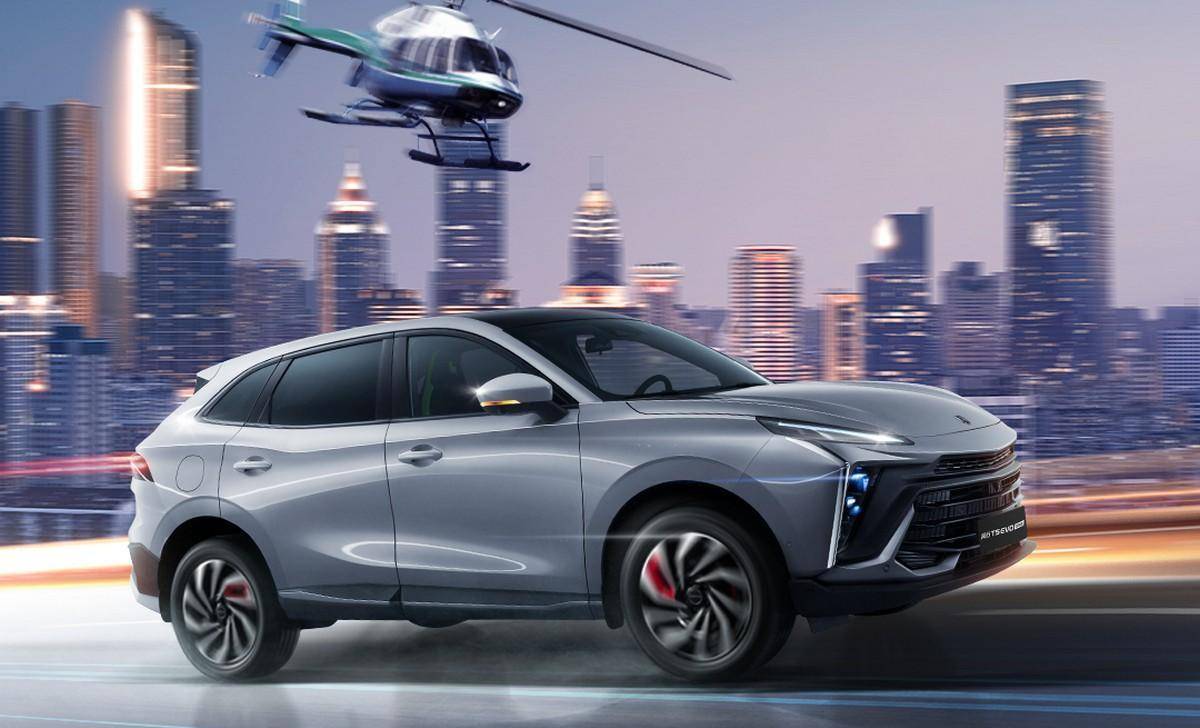 前脸设计有较大修改,东风风行t5 evo狂飙版上市售9.