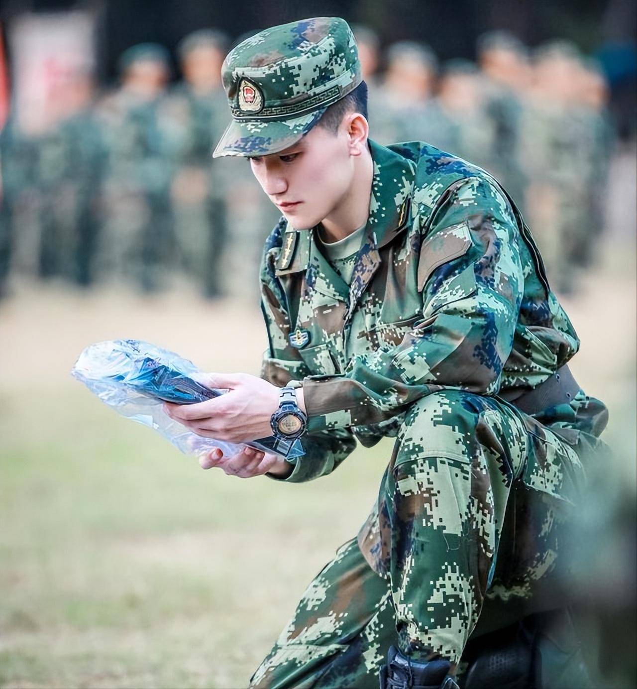 一嫁改命张馨予:把一手烂牌打成王炸,老公何捷太厉害!_李晨_感情_恋情