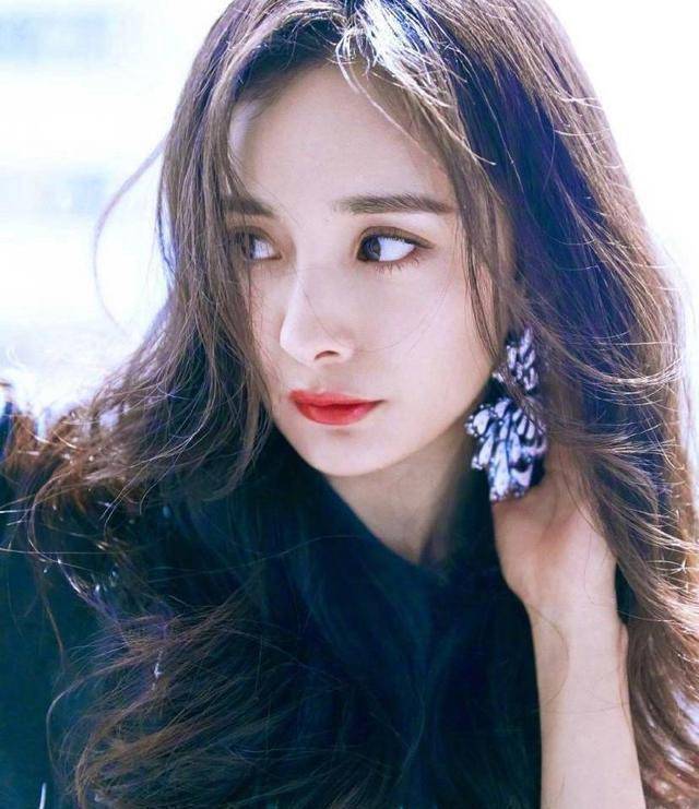 拉芳广告女孩"杨幂",时隔12年,骨骼,容貌大变样?_演技_节目_漂亮