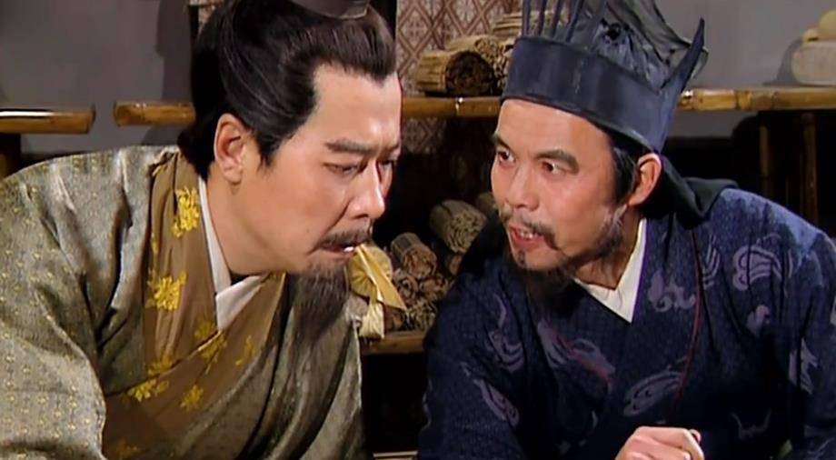 隆中对是要让刘备取代曹操,榻上策撺掇孙权称帝,诸葛亮和鲁肃谁更高明