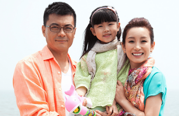 王新军秦海璐现在幸福美满,却不曾想前妻至今单身一人_唐静_孩子_工作