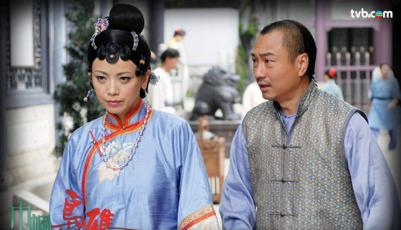 黎耀祥邓萃雯再同框,网友表示"爷青回"_朋友_枭雄_事情