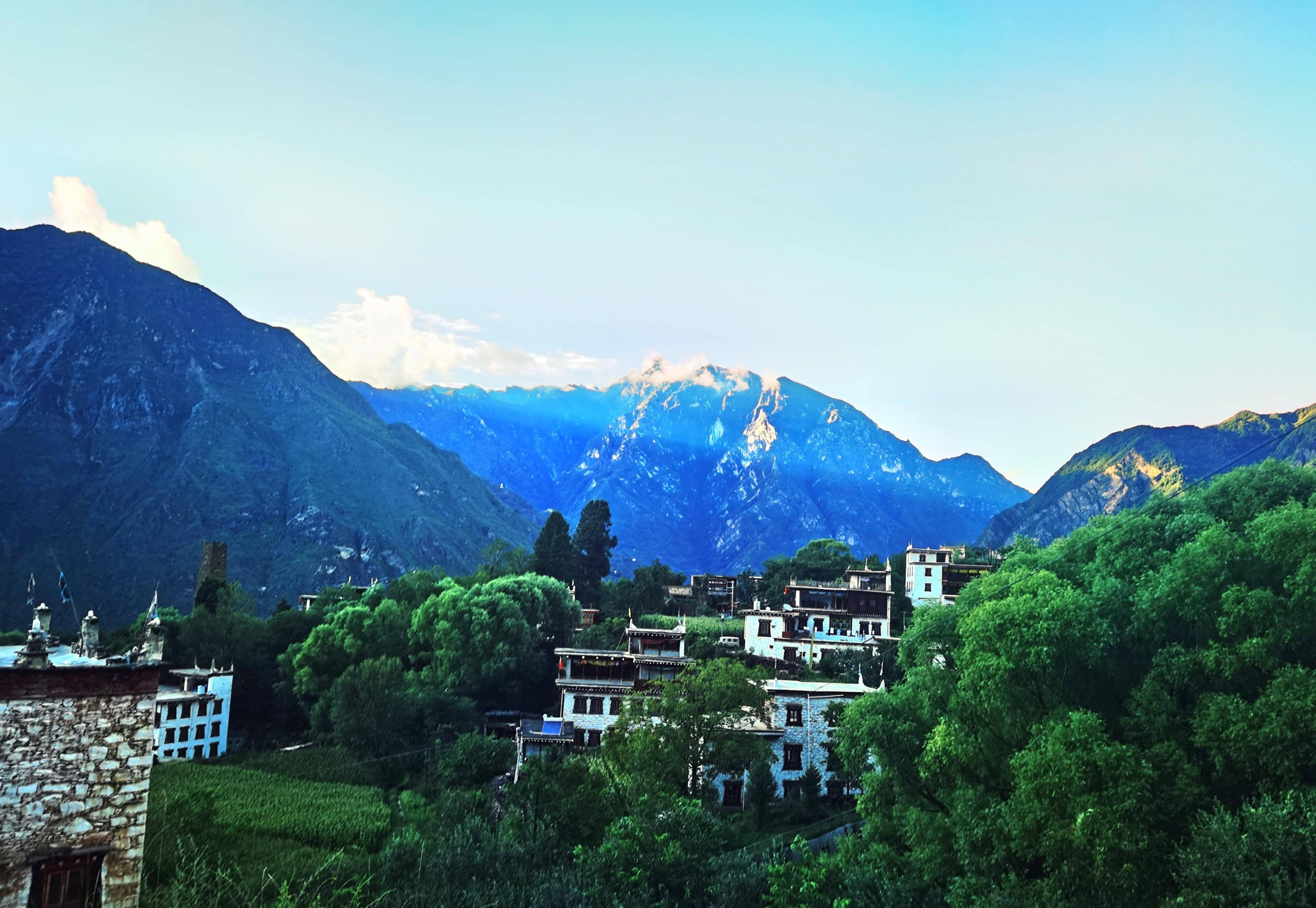 川西甘孜阿坝自驾(4)-丹巴中路藏寨_世外桃源_烽火_县城