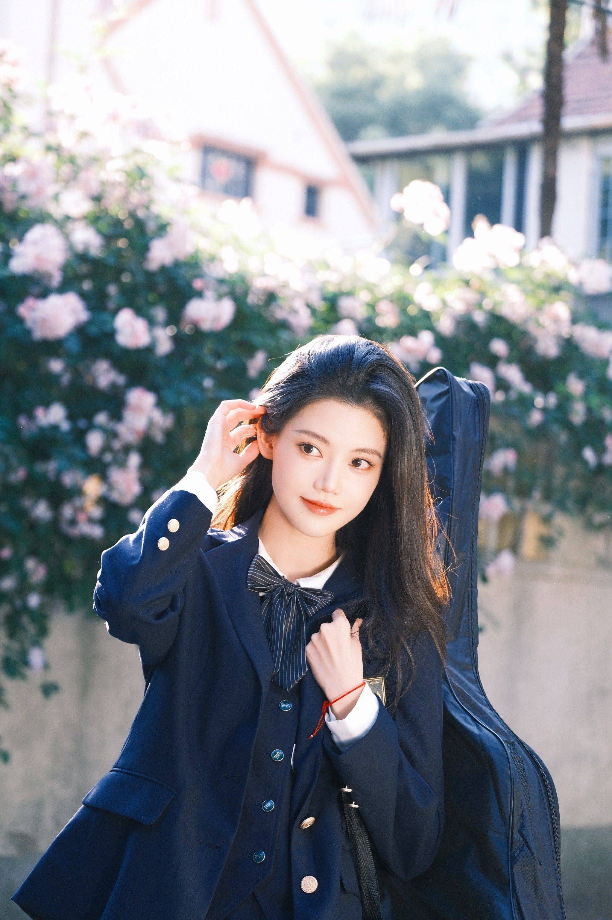 孙珍妮学生装青春活力写真_网友_犯规_漂亮