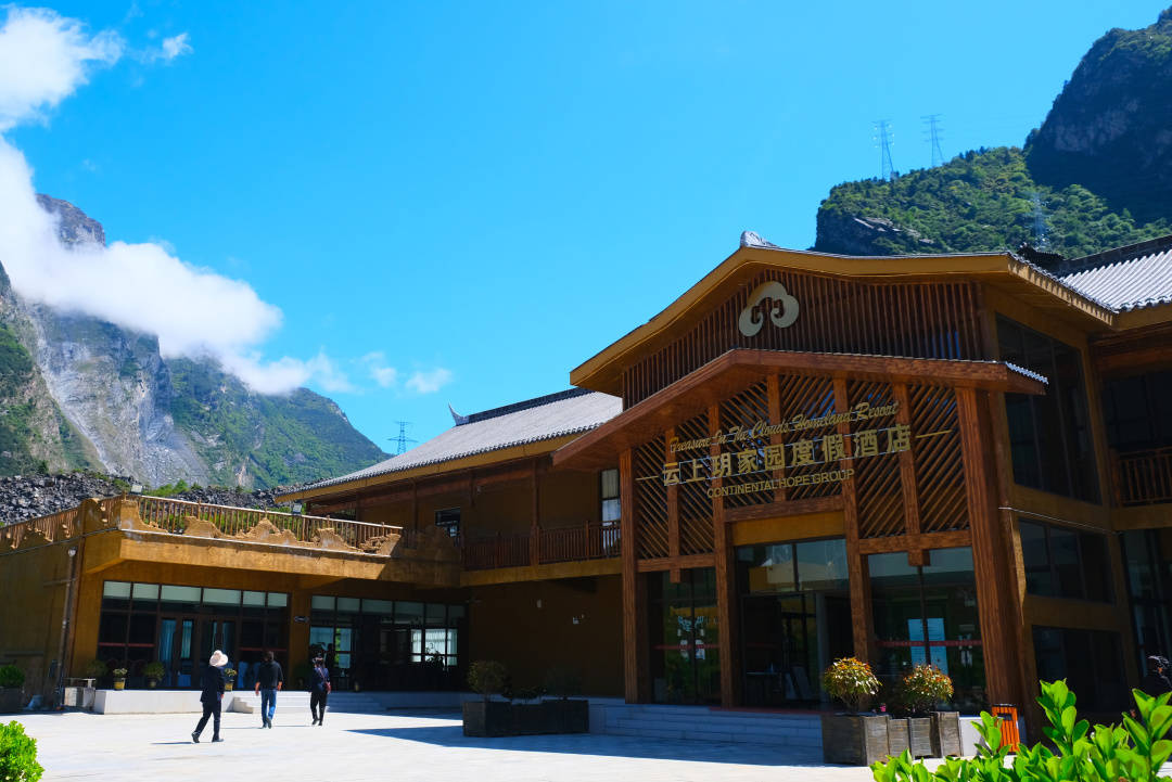 中高考考生免门票,来松坪沟玩转你的毕业之旅._景区_烧烤_游客