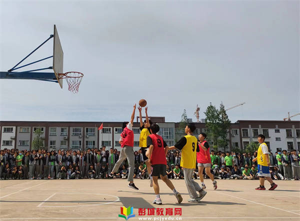 贾汪区大吴中学首届3人制篮球赛圆满结束_班级_班和_角逐