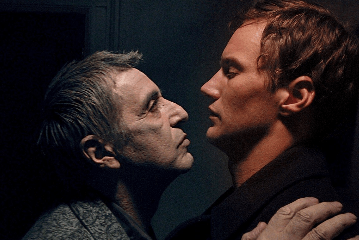 hbo出品的奇幻同性美剧,虽是小众题材舞台剧,但是口碑很炸裂_美国