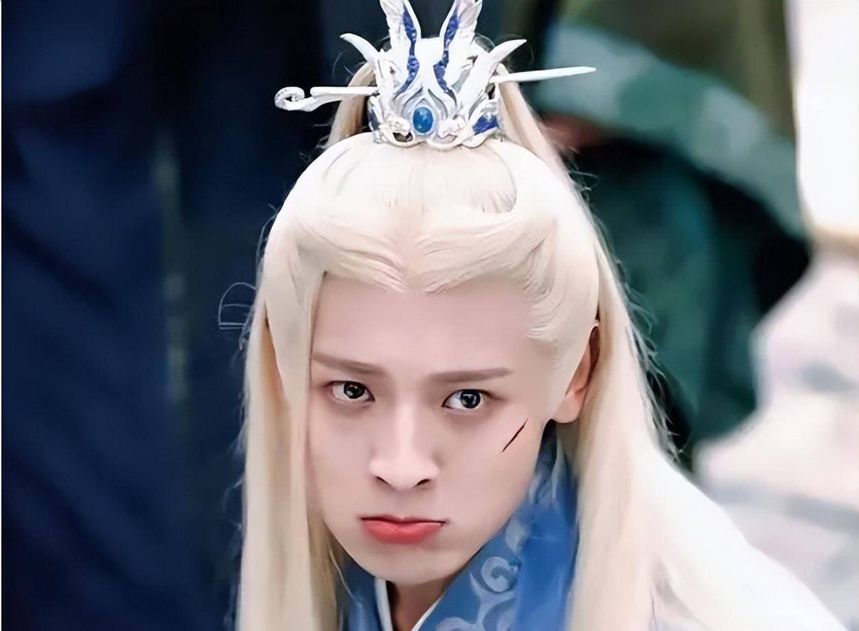 仙侠剧10大配角:香蜜润玉,琉璃腾蛇,仙剑3紫萱,花千骨杀阡陌_徐长卿