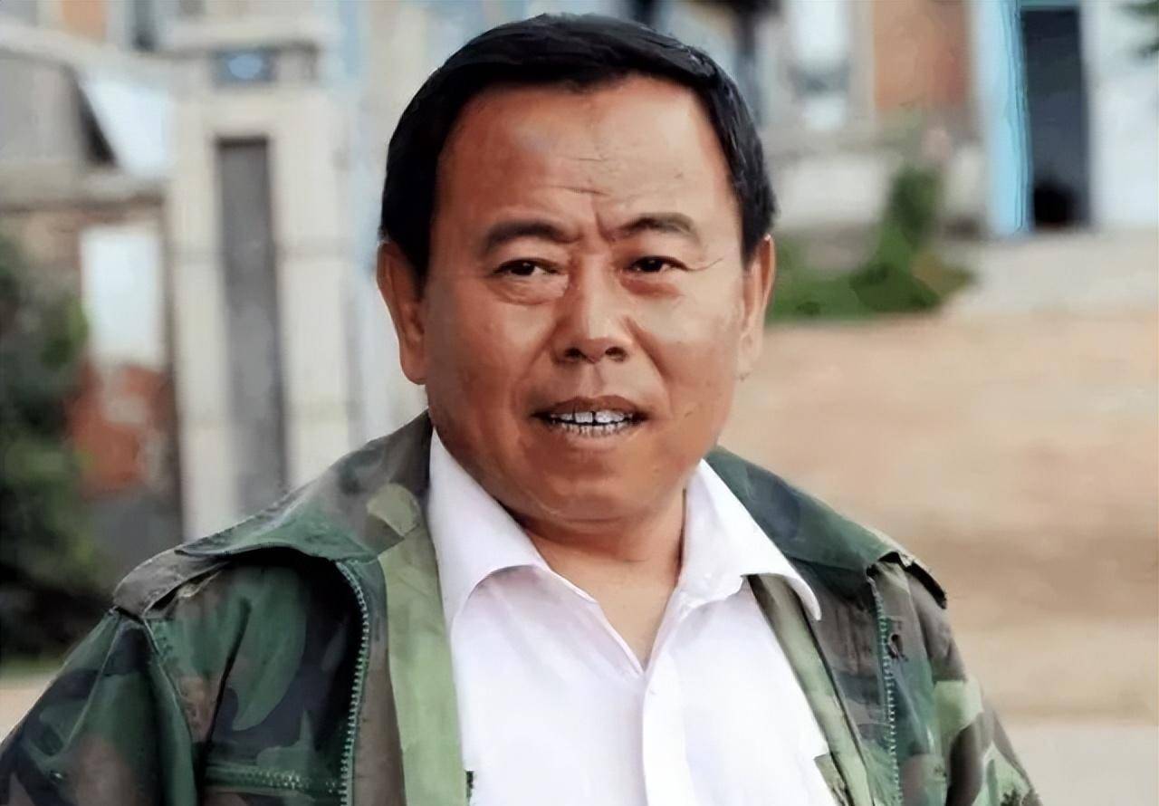 事实证明,潘长江终于为他的"唯利是图"付出了代价_杨云_女孩_母亲