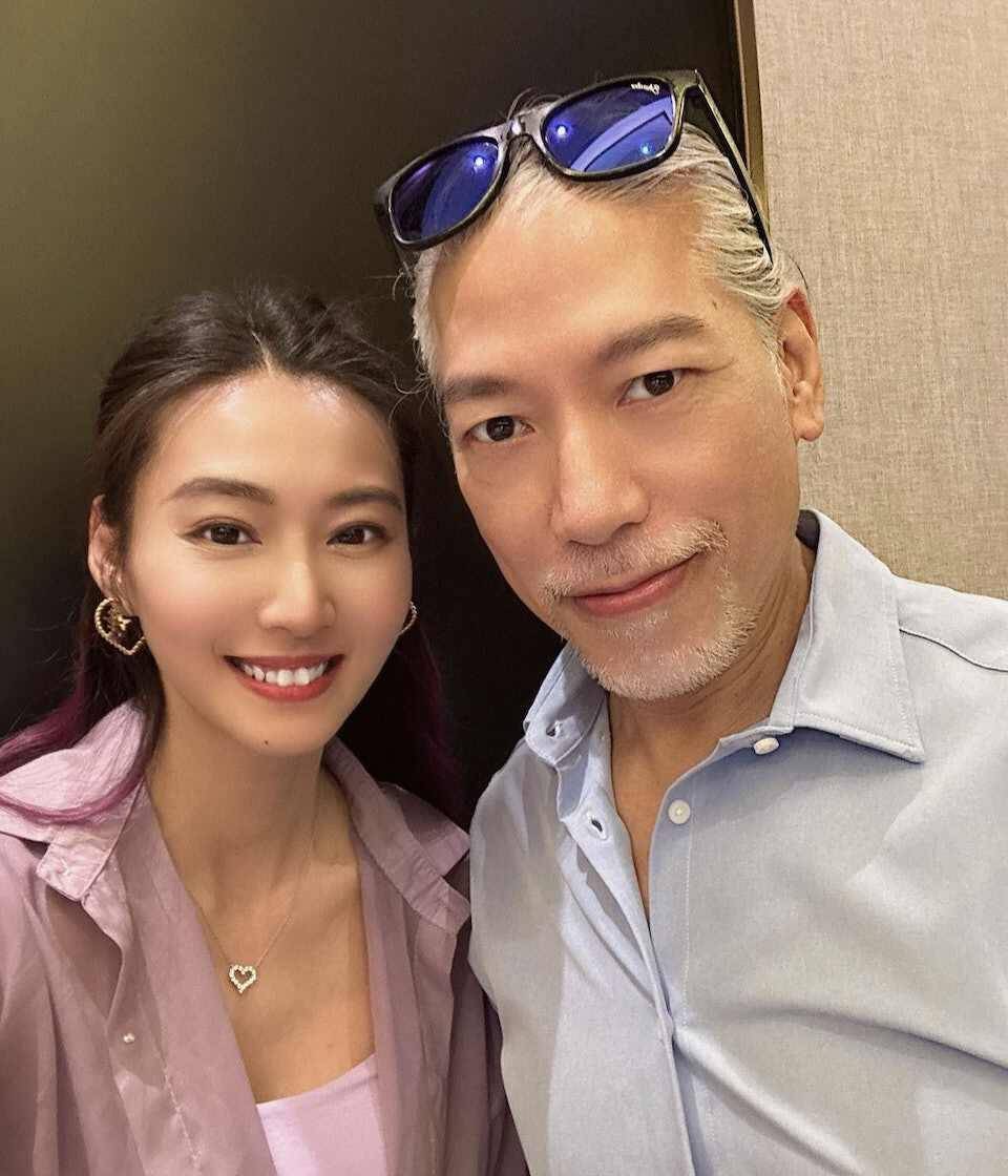 张耀扬与女人的私人派对曝光!