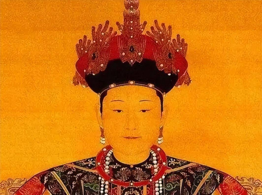 孝惠皇后画像董鄂妃作为非秀女身份入宫的妃子,其本来就受到其他
