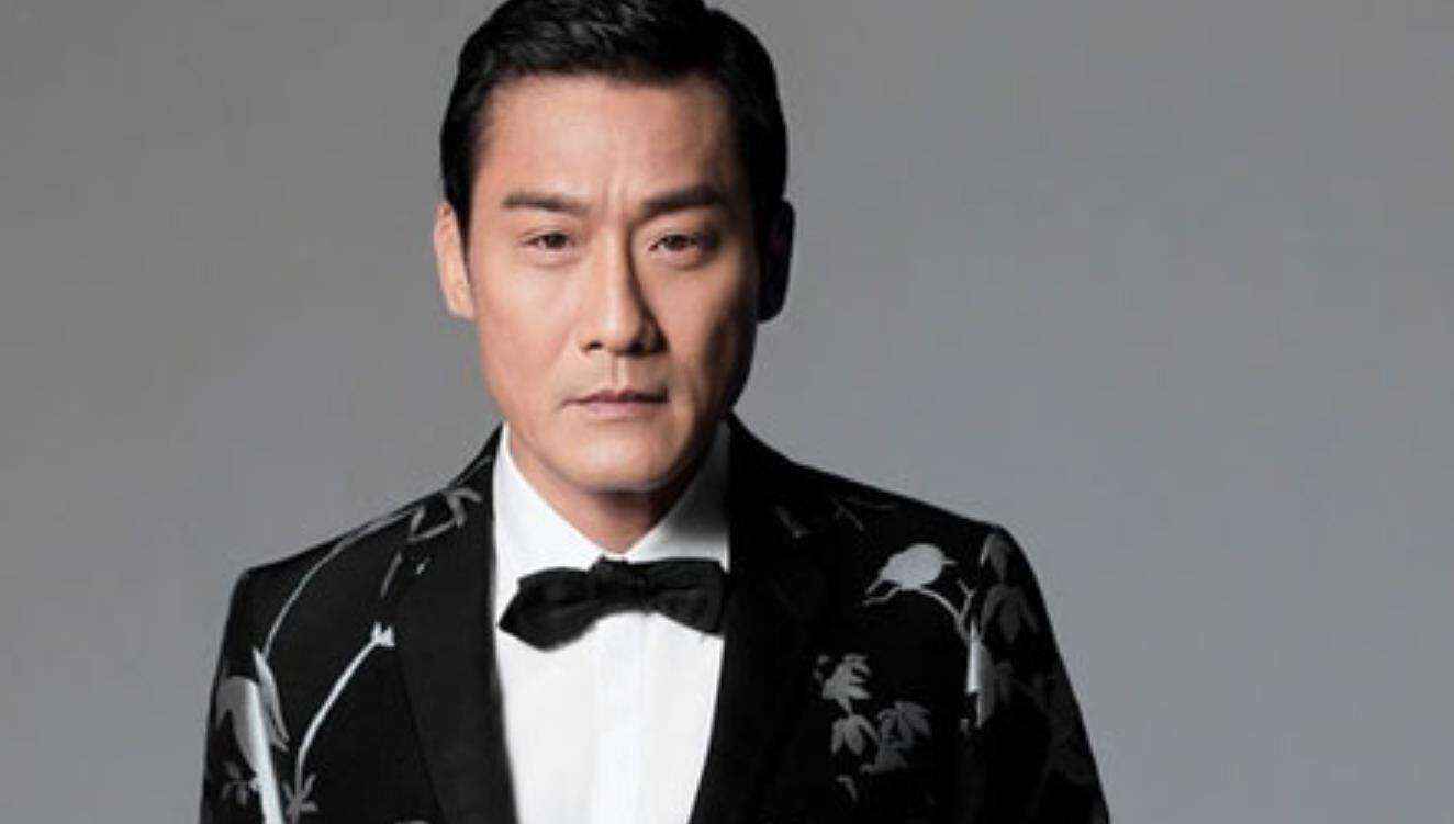 65岁梁家辉荣升岳父!