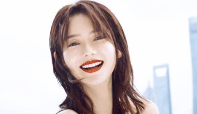 戚薇有多爱收藏香水?