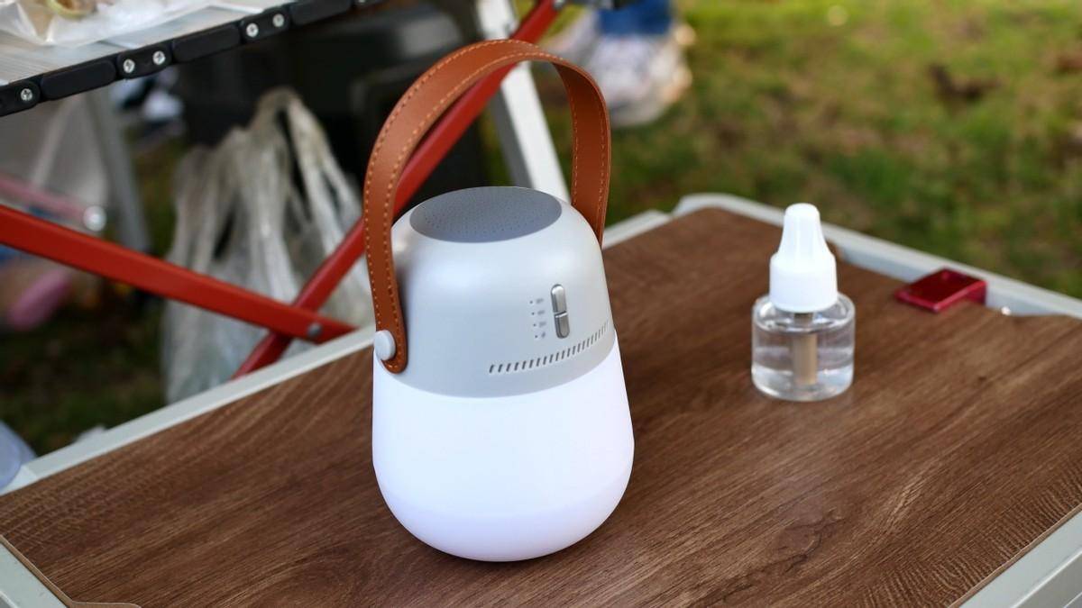 夏季露营好物分享:纳拓小白驱蚊营灯,精致与氛围兼顾,还能驱蚊