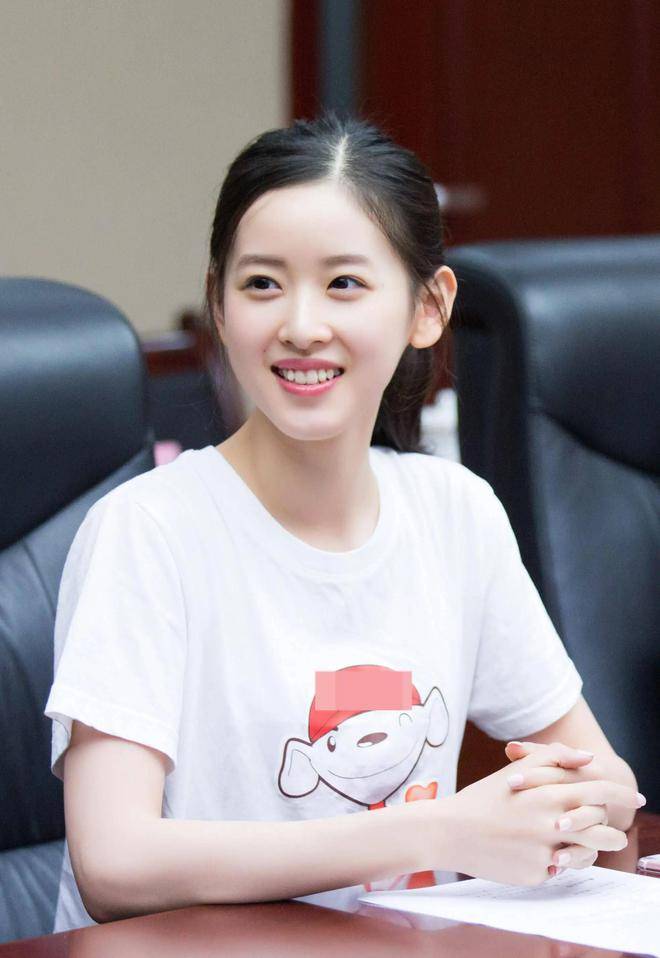 章泽天&清华大学吴奇隆&北京大学卢庚戍&清华大学返回搜狐,查看更多