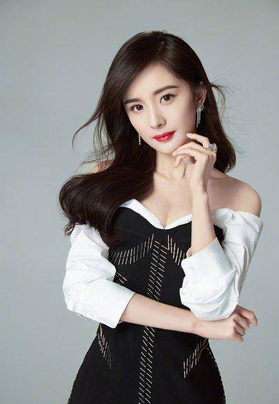 13年前杨幂长啥样?没有十级美颜滤镜,网友:变化太大不敢认!