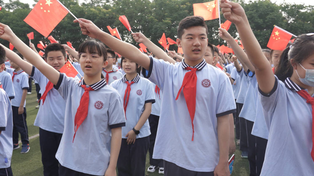 南京市雨花台中学初中部举行2023届中考壮行仪式