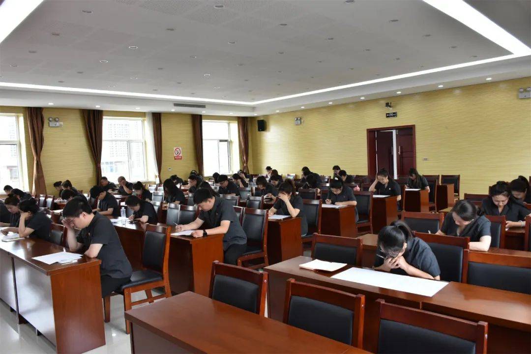 忻府区法院开展聘用制书记员、辅助人员培训和考试