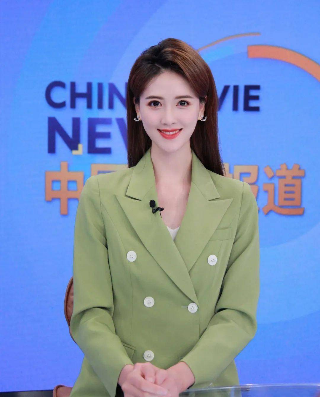 李丹儿,她是主持界的颜值天花板,新一代的电视女神