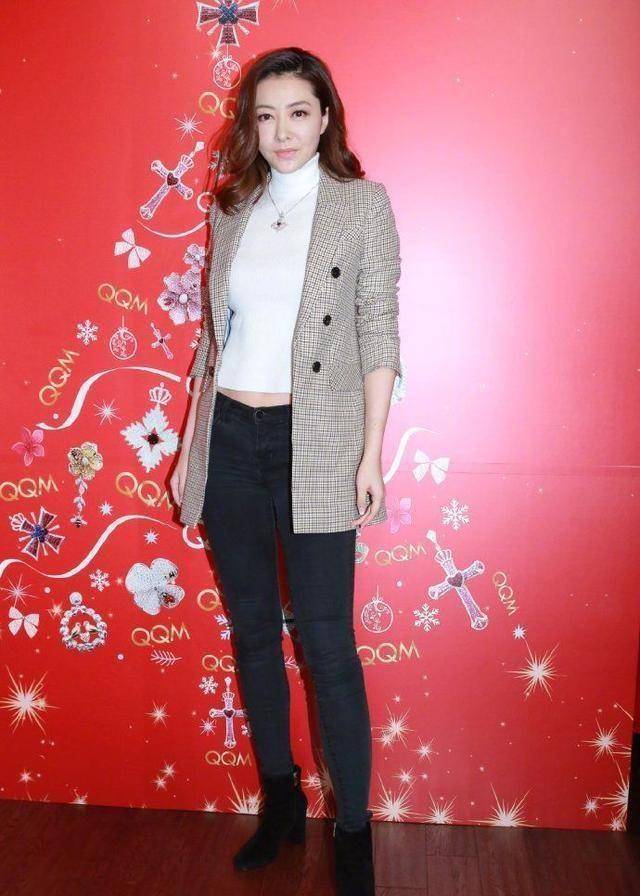 任达华老婆创业一周年,甄子丹夫妇前来捧场,熊黛林也亲自站台!