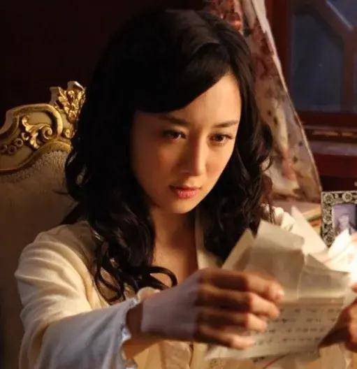 李依晓,被狗咬伤毁容,束手无措整容修复,还屡次被骂整容脸_叶璇_时候