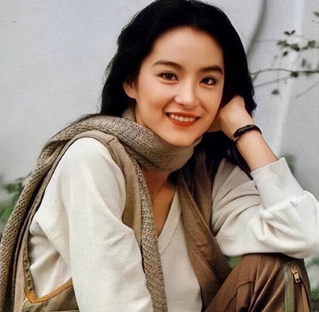 八大港台美女浮世绘:有的死里逃生,有的孤苦伶仃,有的黯然离世_萧蔷