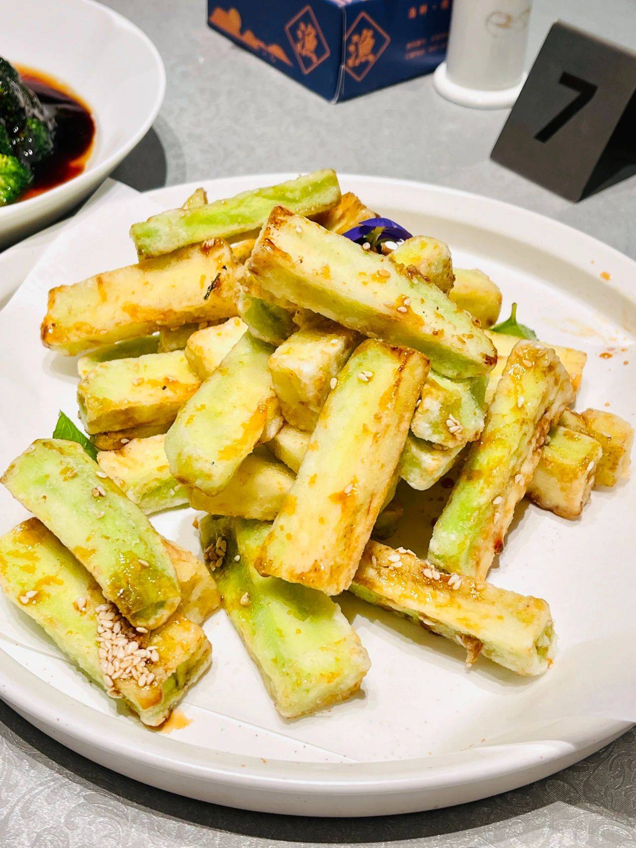 吃在大连-居民区楼下的家常菜馆,家常菜带点小创意