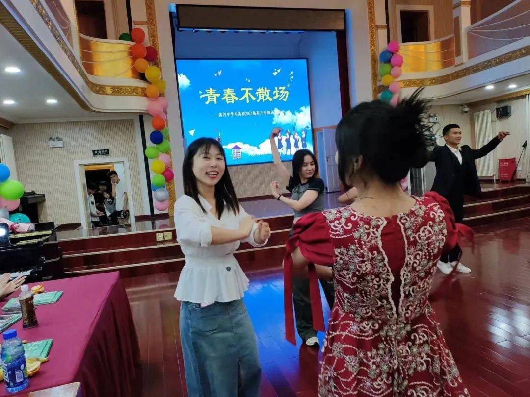 北京市通州区潞河中学内高班2023届高三年级送别晚会_祝福_同学_谢宏