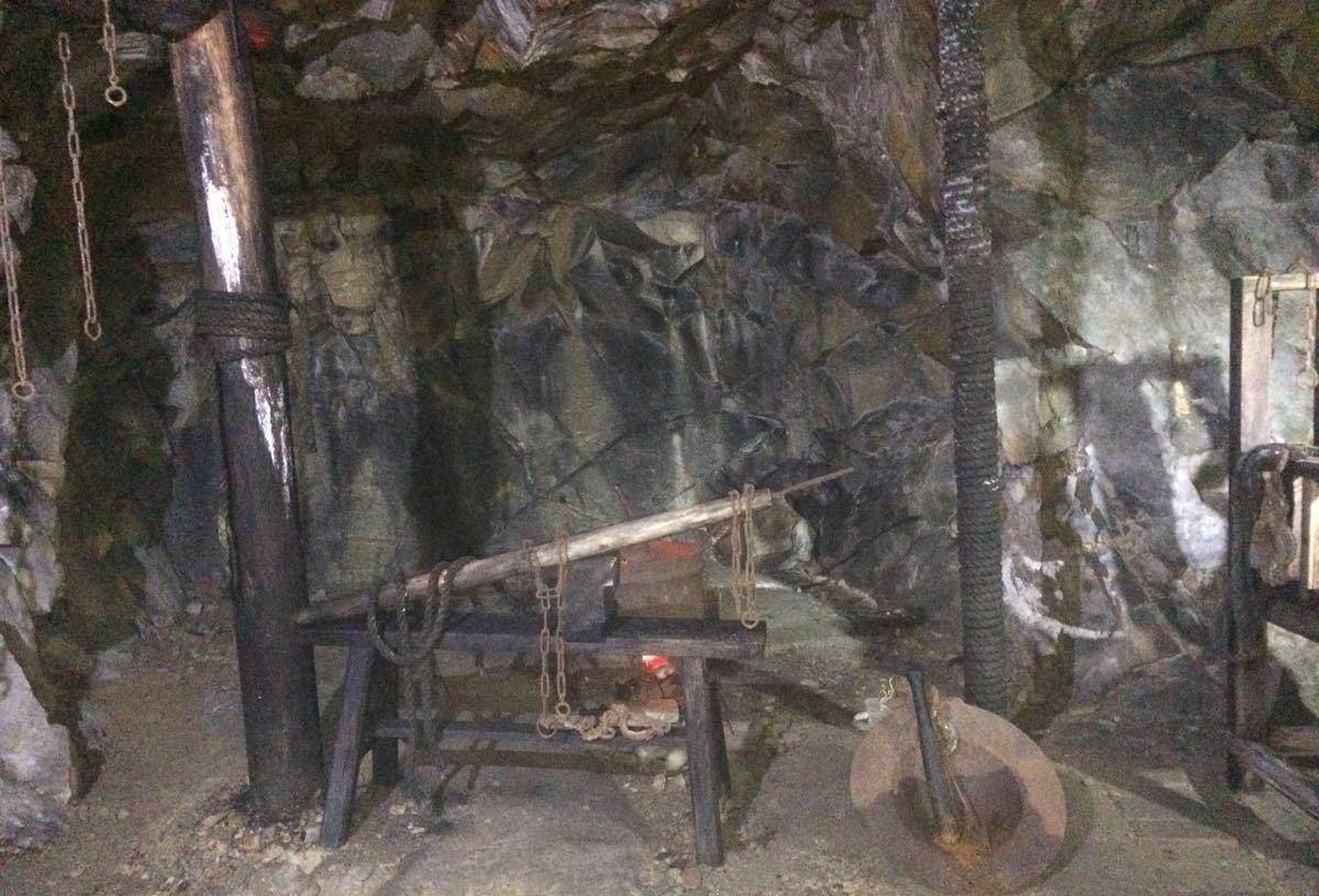 他"掐死"小萝卜头获赏50元,解放后去自首,公安局:既往不咎_杨钦典