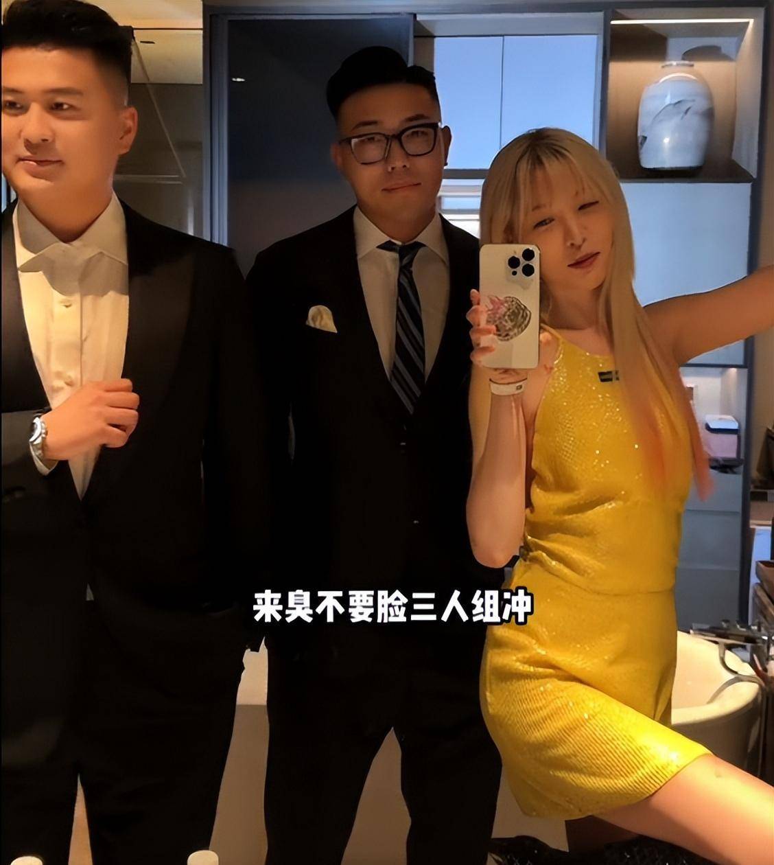 痞幼电影节被拦,肤白如发光包贝尔看直眼,网友:别让包文婧看见_痞子