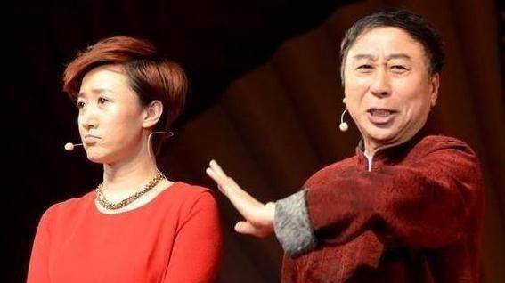 一个成当红喜剧明星,一个不温不火婚姻幸福_贾玲_宋宁_春晚